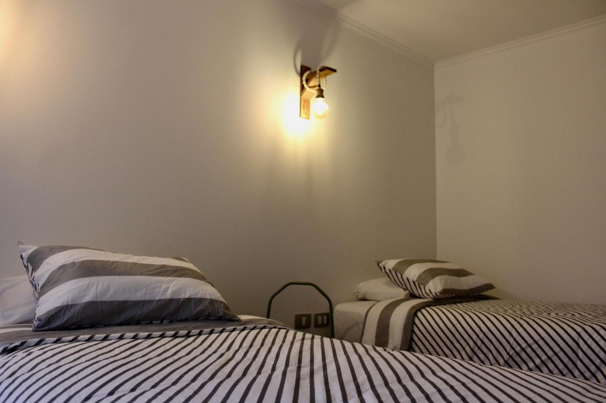 Hostal Alamo Patagonico Пуерто-Наталес Екстер'єр фото